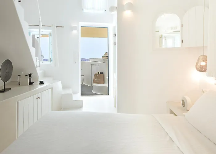 Lägenhetshotell Dana & Infinity Firostefani