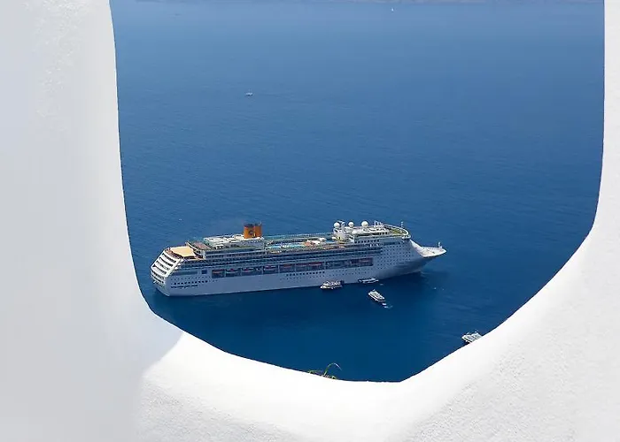 Dana & Infinity Lägenhetshotell 4*