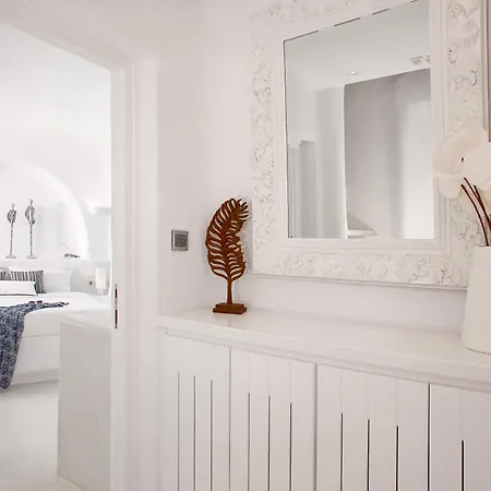 Dana & Infinity アパートホテル フィロステファニ