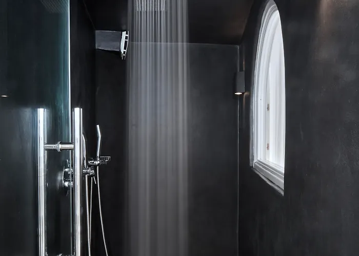 Apart Otel Dana & Infinity Firostefani