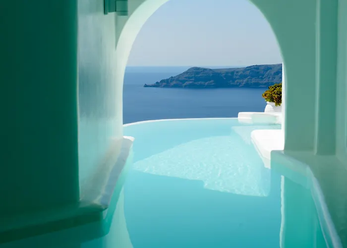 Dana & Infinity Apart Otel Firostefani