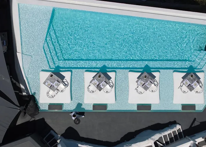 Dana & Infinity Apart Otel Firostefani